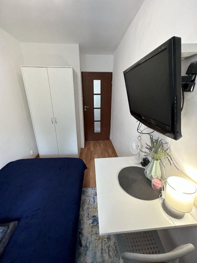 Anielewicza 26 Rooms Varsó Kültér fotó