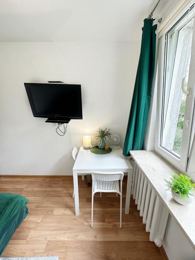 Anielewicza 26 Rooms Varsó Kültér fotó